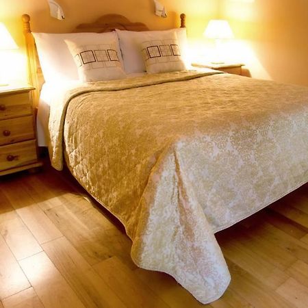 Mccarthy'S Lodge B&B Γουέστπορτ Δωμάτιο φωτογραφία